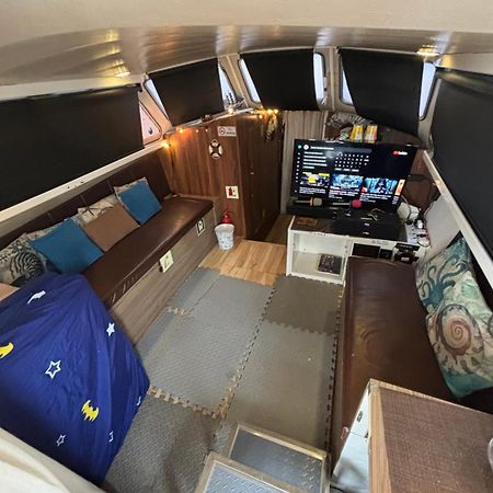 Sweet Elegant Boat Home @ Marina Waterfront Сингапур Екстериор снимка